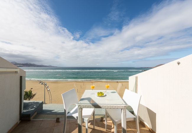 Apartamento en Las Palmas de Gran Canaria - Beachfront APT Las Canteras 4 - Sea Views Terrace Apartamento en Las Palmas de Gran Canaria - Beachfront APT Las Canteras 4 - Sea Views Terrace