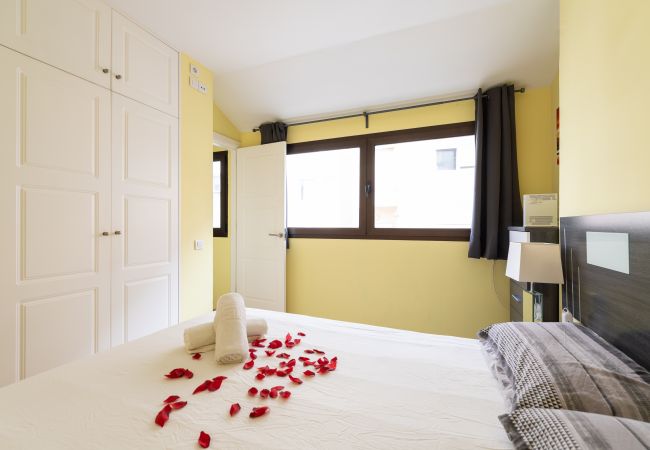 Apartamento en Las Palmas de Gran Canaria - Beachfront APT Las Canteras 4 - Sea Views Terrace Apartamento en Las Palmas de Gran Canaria - Beachfront APT Las Canteras 4 - Sea Views Terrace