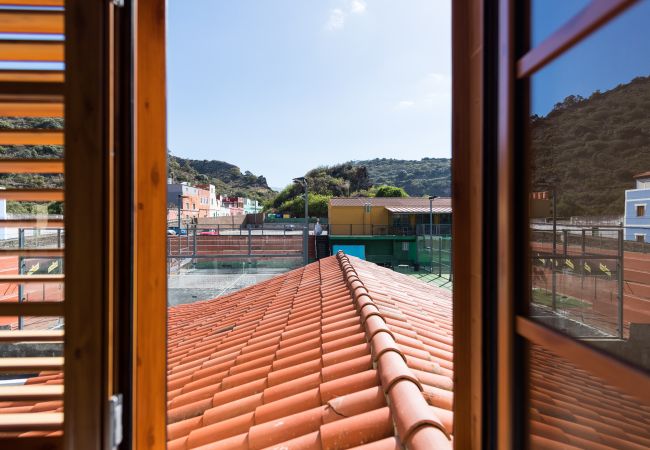Casa en Las Palmas de Gran Canaria - Luxury Cottage Pool + Tennis Court + Parking  Casa en Las Palmas de Gran Canaria - Luxury Cottage Pool + Tennis Court + Parking