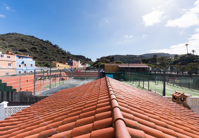 Casa en Las Palmas de Gran Canaria - Luxury Cottage Pool + Tennis Court + Parking  Casa en Las Palmas de Gran Canaria - Luxury Cottage Pool + Tennis Court + Parking