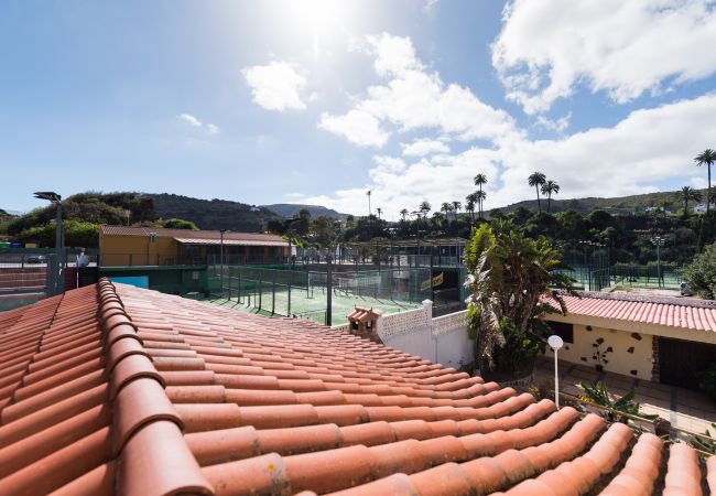 Casa en Las Palmas de Gran Canaria - Luxury Cottage Pool + Tennis Court + Parking  Casa en Las Palmas de Gran Canaria - Luxury Cottage Pool + Tennis Court + Parking