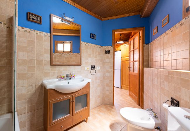 Casa en San Bartolomé de Tirajana - Camping House Private Solarium + BBQ & Pool  Casa en San Bartolomé de Tirajana - Camping House Private Solarium + BBQ & Pool
