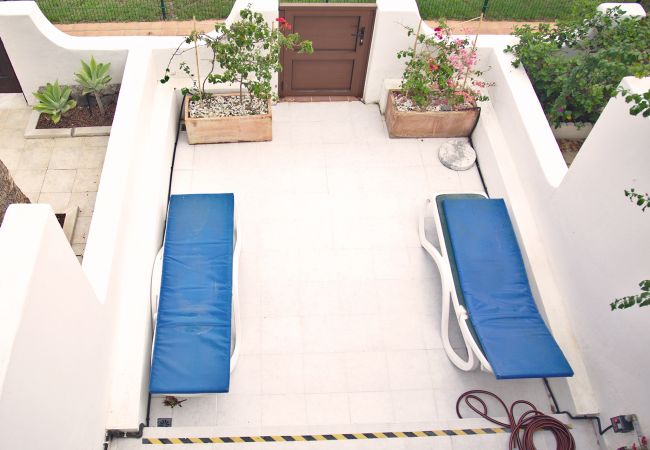 Bungalow en Adeje - Bungalow 2 min Walk to Beach + Private Solarium  Bungalow en Adeje - Bungalow 2 min Walk to Beach + Private Solarium