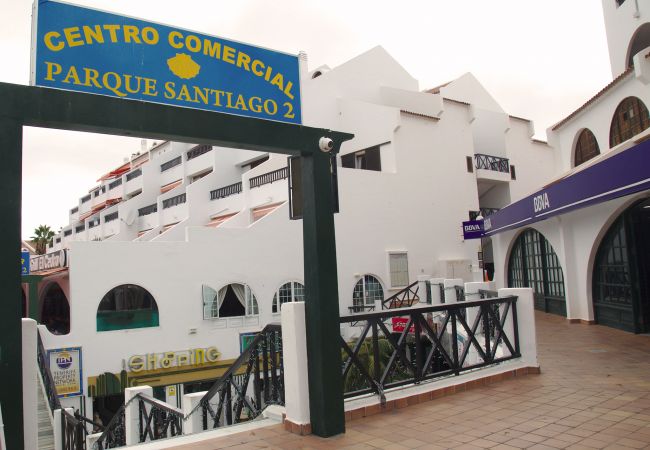 Bungalow en Adeje - Bungalow 2 min Walk to Beach + Private Solarium  Bungalow en Adeje - Bungalow 2 min Walk to Beach + Private Solarium