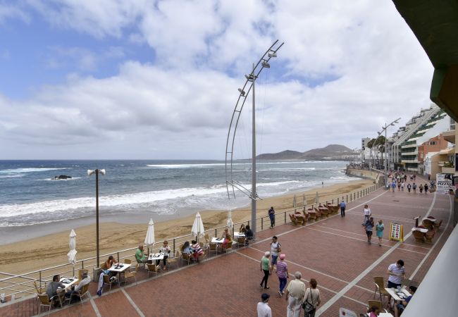 Apartamento en Las Palmas de Gran Canaria - APT Seafront Terrace Las Canteras Beach + Wifi Apartamento en Las Palmas de Gran Canaria - APT Seafront Terrace Las Canteras Beach + Wifi