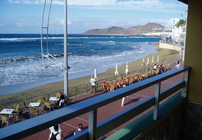 Apartamento en Las Palmas de Gran Canaria - APT Seafront Terrace Las Canteras Beach + Wifi Apartamento en Las Palmas de Gran Canaria - APT Seafront Terrace Las Canteras Beach + Wifi