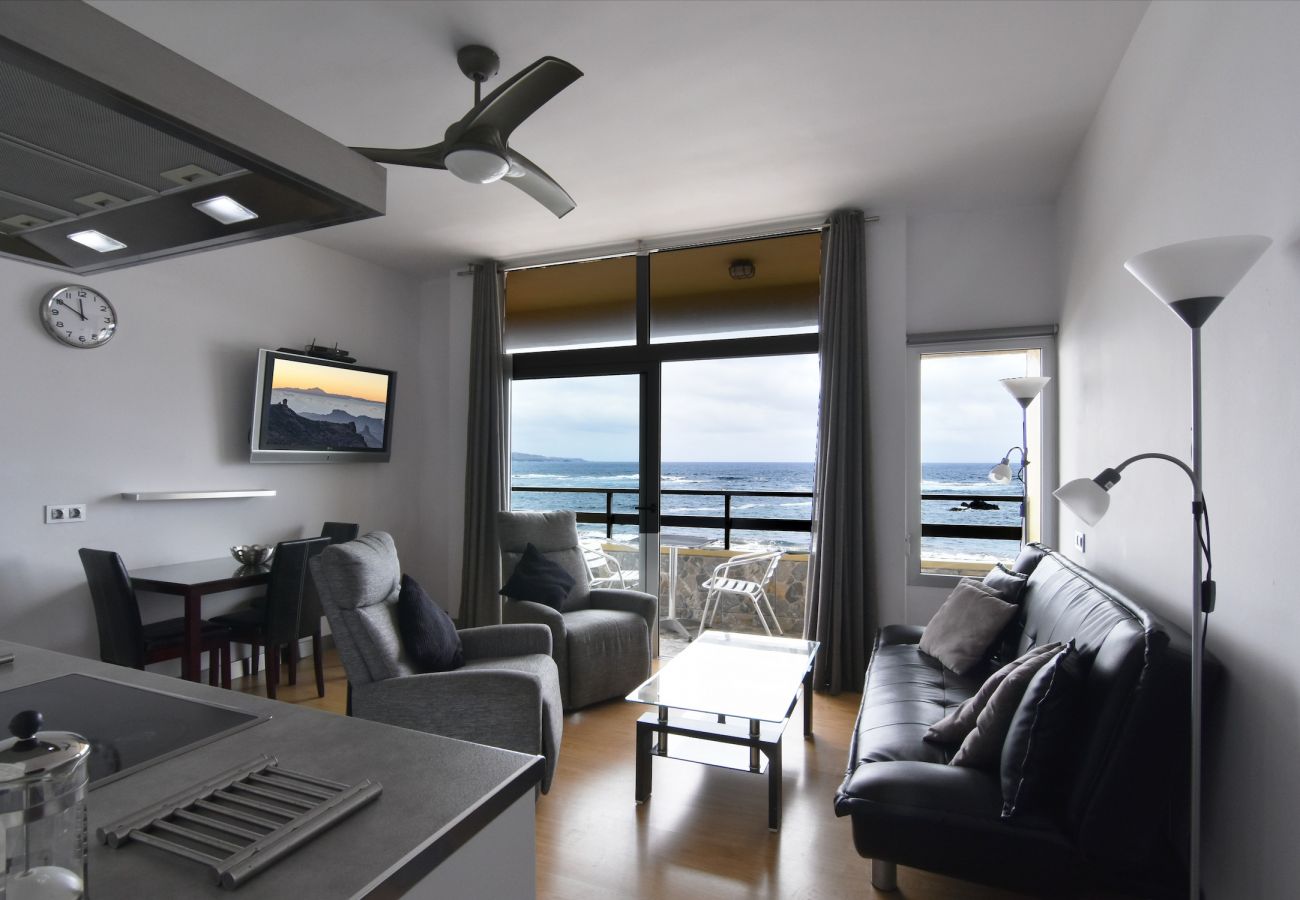 Apartamento en Las Palmas de Gran Canaria - APT Seafront Terrace Las Canteras Beach + Wifi Apartamento en Las Palmas de Gran Canaria - APT Seafront Terrace Las Canteras Beach + Wifi