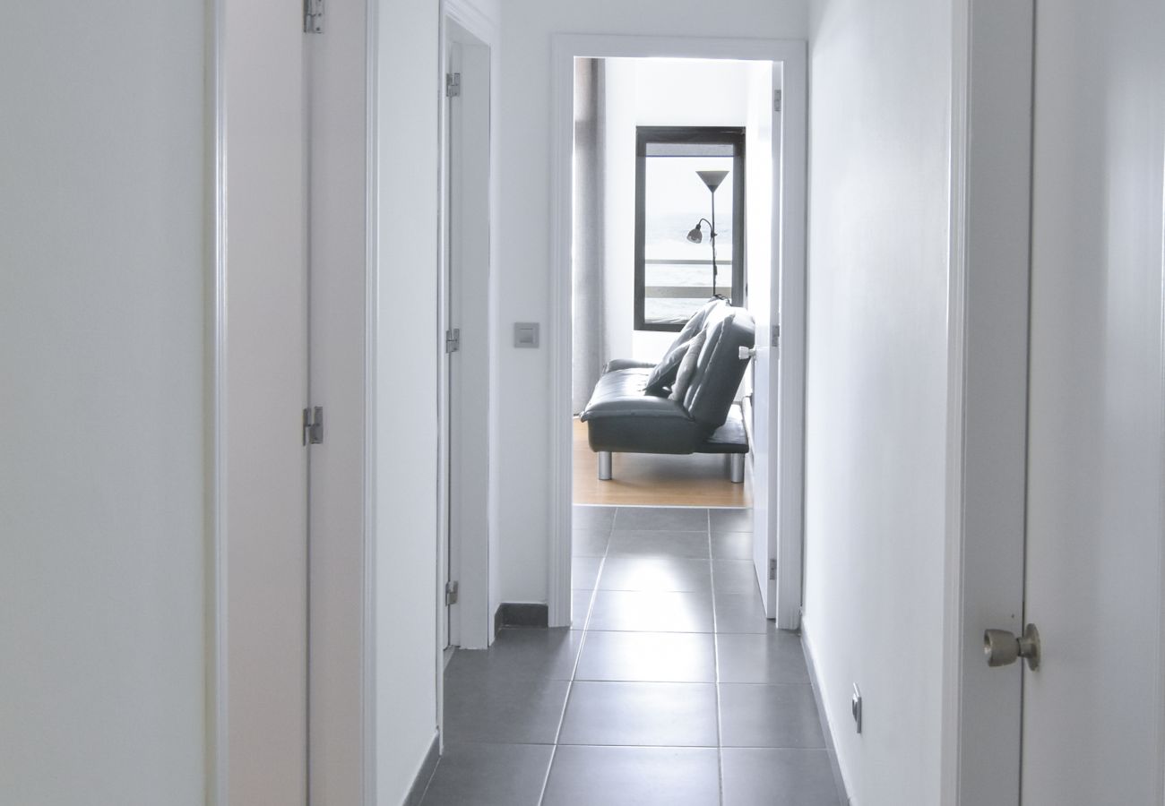 Apartamento en Las Palmas de Gran Canaria - APT Seafront Terrace Las Canteras Beach + Wifi Apartamento en Las Palmas de Gran Canaria - APT Seafront Terrace Las Canteras Beach + Wifi