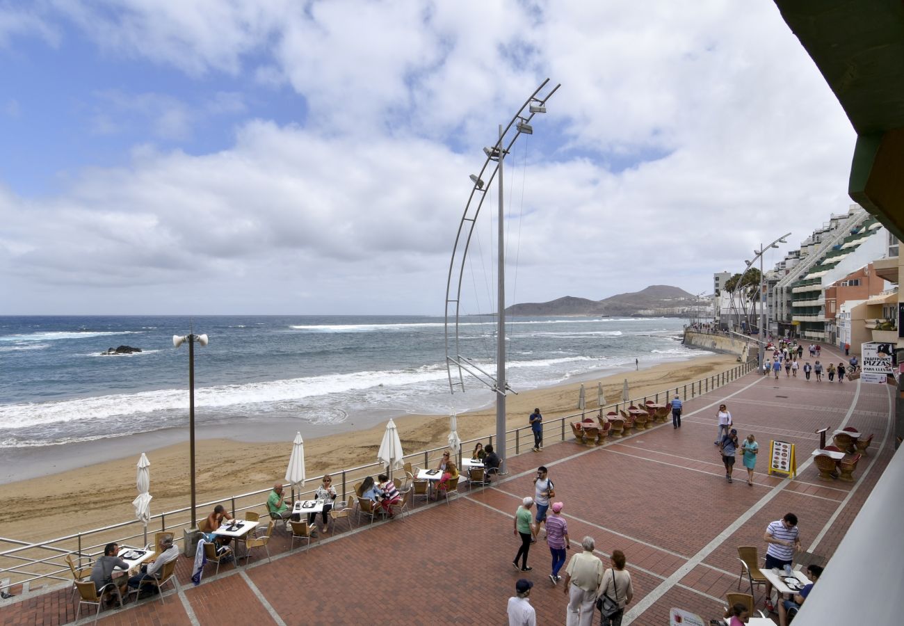 Apartamento en Las Palmas de Gran Canaria - APT Seafront Terrace Las Canteras Beach + Wifi Apartamento en Las Palmas de Gran Canaria - APT Seafront Terrace Las Canteras Beach + Wifi