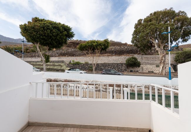 Casa en Agaete - Ideal Getaway 2BR Chalet + Private Terrace Casa en Agaete - Ideal Getaway 2BR Chalet + Private Terrace