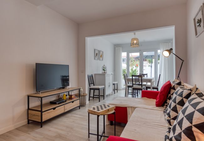 Casa en Agaete - Ideal Getaway 2BR Chalet + Private Terrace Casa en Agaete - Ideal Getaway 2BR Chalet + Private Terrace
