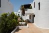 Villa en Puerto del Carmen - 2BR Villa 2 min Walk to Beach + Solarium Terrace Villa en Puerto del Carmen - 2BR Villa 2 min Walk to Beach + Solarium Terrace