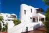 Villa en Puerto del Carmen - 2BR Villa Solarium Terrace + 2 min Walk to Beach Villa en Puerto del Carmen - 2BR Villa Solarium Terrace + 2 min Walk to Beach