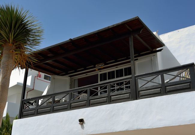 Villa en Puerto del Carmen - 3BR Villa Solarium Terrace + 2 min Walk to Beach Villa en Puerto del Carmen - 3BR Villa Solarium Terrace + 2 min Walk to Beach