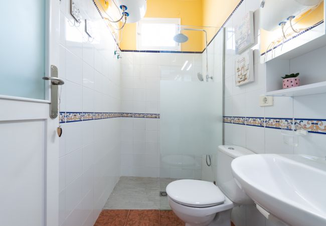 Apartamento en Arucas - Spacious 2BR Historic Centre Arucas + Balcony  Apartamento en Arucas - Spacious 2BR Historic Centre Arucas + Balcony