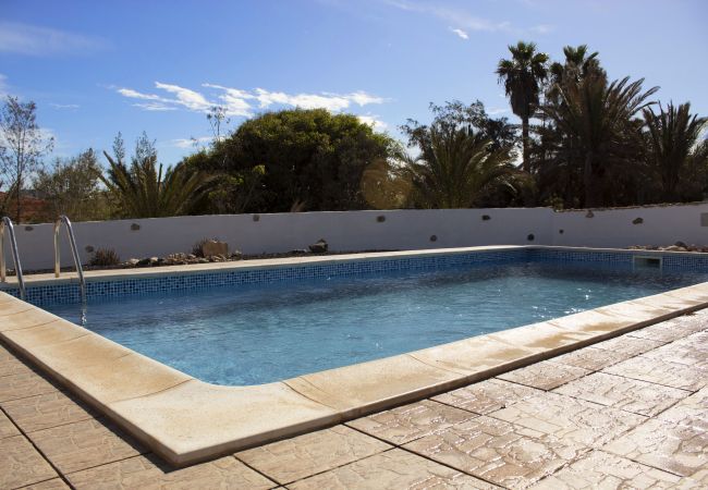 Villa en Antigua - Fuerteventura - Peaceful Chalet with Pool in Sunny Fuerteventura Villa en Antigua - Fuerteventura - Peaceful Chalet with Pool in Sunny Fuerteventura