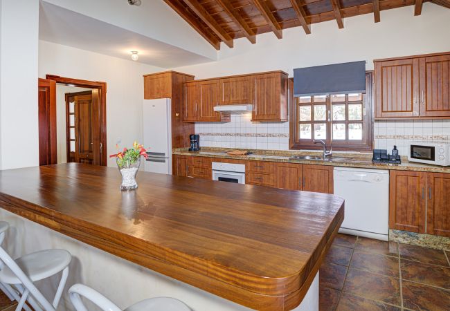 Villa en Antigua - Fuerteventura - Peaceful Chalet with Pool in Sunny Fuerteventura Villa en Antigua - Fuerteventura - Peaceful Chalet with Pool in Sunny Fuerteventura