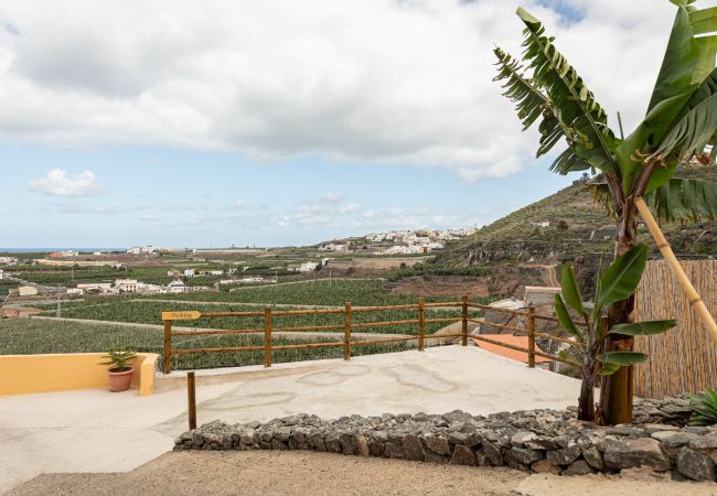 Casa en Arucas - Costa Verde - Nature Views Terrace + Parking  Casa en Arucas - Costa Verde - Nature Views Terrace + Parking