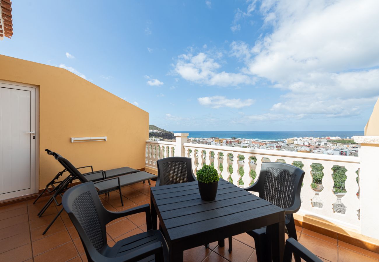 Casa en Arucas - Costa Verde - Nature Views Terrace + Parking 
