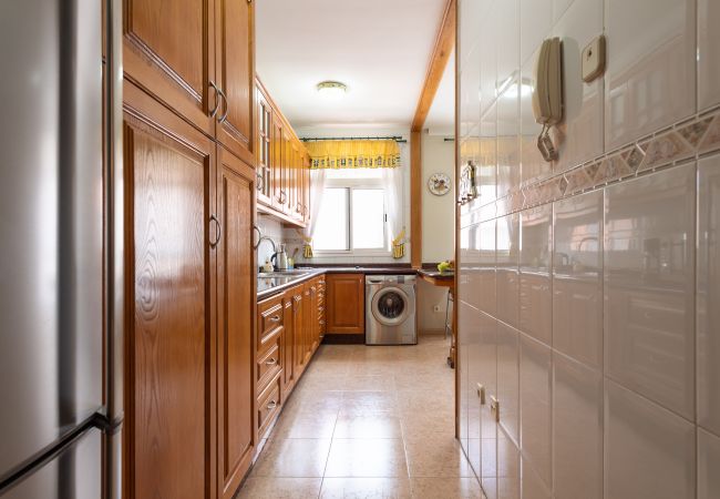 Casa en Las Palmas de Gran Canaria - Spacious 3BR 5 min Walk to Las Canteras + Parking  Casa en Las Palmas de Gran Canaria - Spacious 3BR 5 min Walk to Las Canteras + Parking