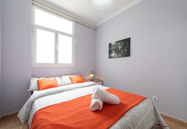 Casa en Las Palmas de Gran Canaria - Spacious 3BR 5 min Walk to Las Canteras + Parking  Casa en Las Palmas de Gran Canaria - Spacious 3BR 5 min Walk to Las Canteras + Parking