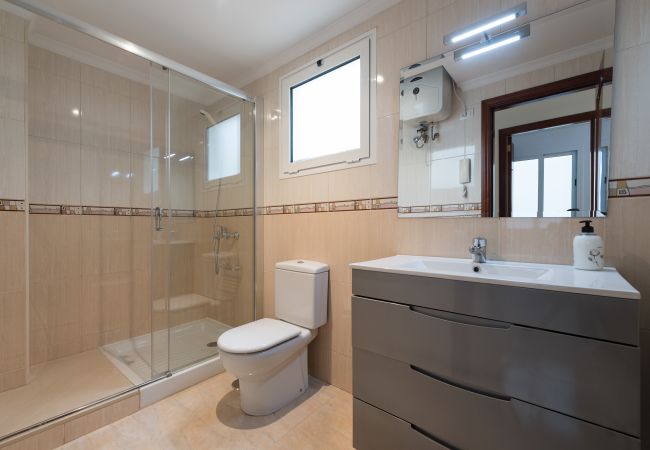 Apartamento en Agüimes - Spacious 3BR APT Near Arinaga Beach  Apartamento en Agüimes - Spacious 3BR APT Near Arinaga Beach