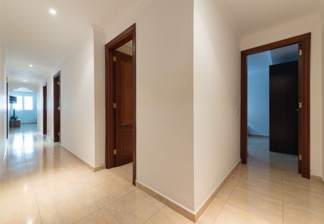 Apartamento en Agüimes - Spacious 3BR APT Near Arinaga Beach  Apartamento en Agüimes - Spacious 3BR APT Near Arinaga Beach