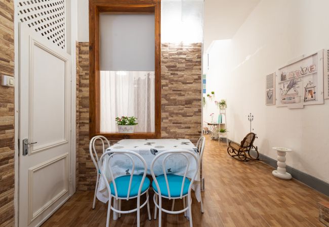 Apartamento en Las Palmas de Gran Canaria - Urban APT Vintage-styled + Wifi  Apartamento en Las Palmas de Gran Canaria - Urban APT Vintage-styled + Wifi