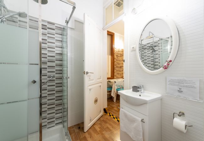 Apartamento en Las Palmas de Gran Canaria - Urban APT Vintage-styled + Wifi  Apartamento en Las Palmas de Gran Canaria - Urban APT Vintage-styled + Wifi