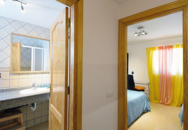 Apartamento en Arrecife - Centric APT Solarium Terrace + Sea Views Apartamento en Arrecife - Centric APT Solarium Terrace + Sea Views