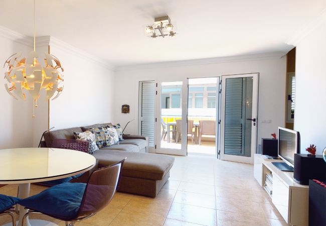 Apartamento en Arrecife - Centric APT Solarium Terrace + Sea Views Apartamento en Arrecife - Centric APT Solarium Terrace + Sea Views