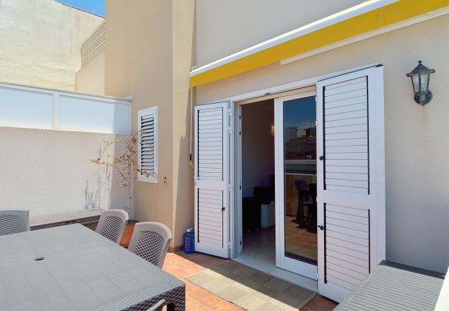 Apartamento en Arrecife - Centric APT Solarium Terrace + Sea Views Apartamento en Arrecife - Centric APT Solarium Terrace + Sea Views