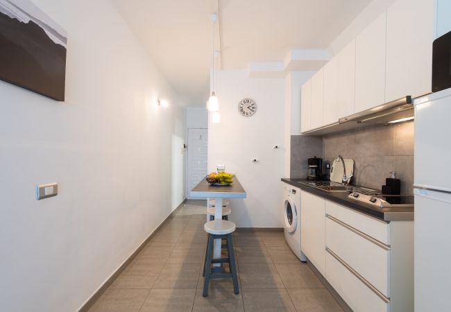 Apartamento en Las Palmas de Gran Canaria - 1st Line APT Las Canteras Beach + Wifi Apartamento en Las Palmas de Gran Canaria - 1st Line APT Las Canteras Beach + Wifi