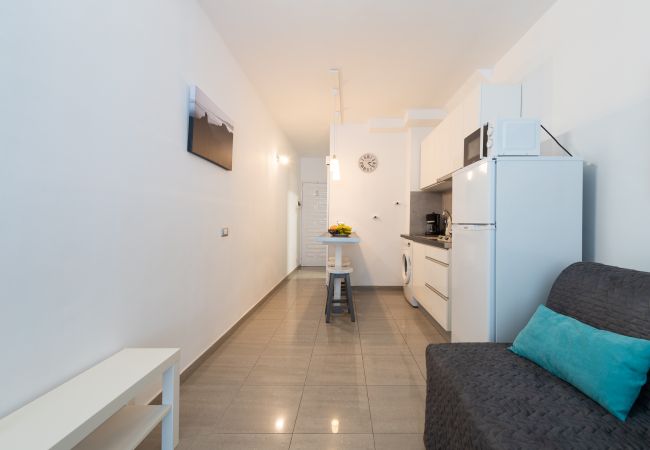 Apartamento en Las Palmas de Gran Canaria - 1st Line APT Las Canteras Beach + Wifi Apartamento en Las Palmas de Gran Canaria - 1st Line APT Las Canteras Beach + Wifi