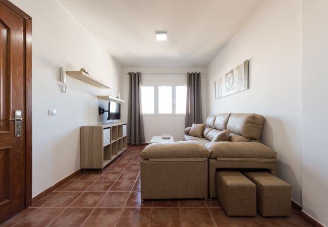 Apartamento en Santa Lucía de Tirajana - La Madera 1A Urban Home Near the Airport + Wifi  Apartamento en Santa Lucía de Tirajana - La Madera 1A Urban Home Near the Airport + Wifi