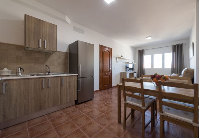 Apartamento en Santa Lucía de Tirajana - La Madera 1A Urban Home Near the Airport + Wifi  Apartamento en Santa Lucía de Tirajana - La Madera 1A Urban Home Near the Airport + Wifi