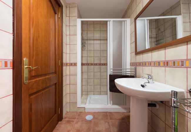 Apartamento en Santa Lucía de Tirajana - La Madera 1A Urban Home Near the Airport + Wifi  Apartamento en Santa Lucía de Tirajana - La Madera 1A Urban Home Near the Airport + Wifi