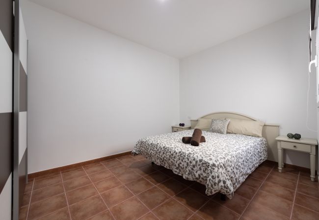 Apartamento en Santa Lucía de Tirajana - La Madera 1A Urban Home Near the Airport + Wifi  Apartamento en Santa Lucía de Tirajana - La Madera 1A Urban Home Near the Airport + Wifi
