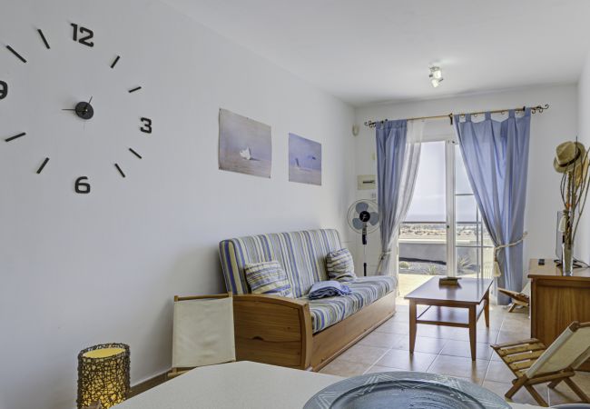 Villa en Caleta de Fuste - APT w/ Private Terrace + Parking + Pool Villa en Caleta de Fuste - APT w/ Private Terrace + Parking + Pool