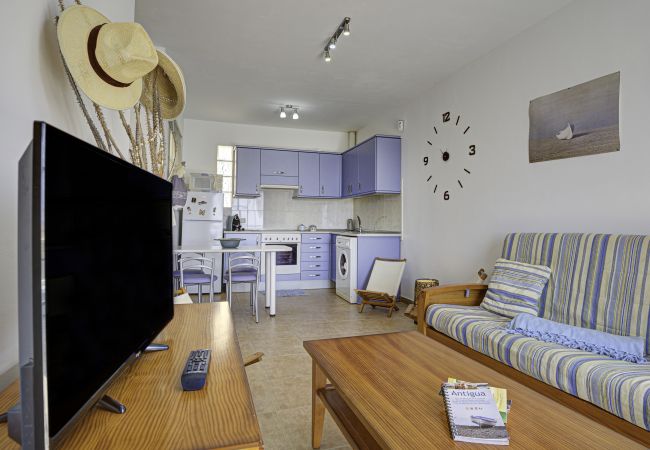 Villa en Caleta de Fuste - APT w/ Private Terrace + Parking + Pool Villa en Caleta de Fuste - APT w/ Private Terrace + Parking + Pool