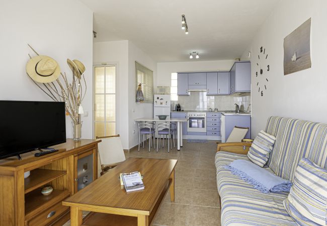 Villa en Caleta de Fuste - APT w/ Private Terrace + Parking + Pool Villa en Caleta de Fuste - APT w/ Private Terrace + Parking + Pool