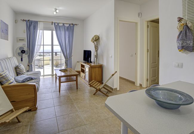 Villa en Caleta de Fuste - APT w/ Private Terrace + Parking + Pool Villa en Caleta de Fuste - APT w/ Private Terrace + Parking + Pool