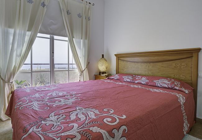 Villa en Caleta de Fuste - APT w/ Private Terrace + Parking + Pool Villa en Caleta de Fuste - APT w/ Private Terrace + Parking + Pool
