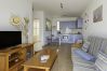 Villa en Caleta de Fuste - APT w/ Private Terrace + Parking + Pool Villa en Caleta de Fuste - APT w/ Private Terrace + Parking + Pool