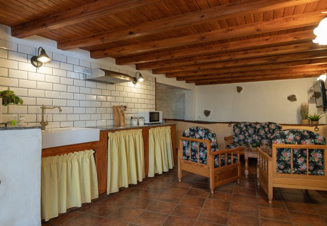 Casa en Santa Brígida - 2BR House - Sunset Views Terrace + Parking - Rural Casa en Santa Brígida - 2BR House - Sunset Views Terrace + Parking - Rural