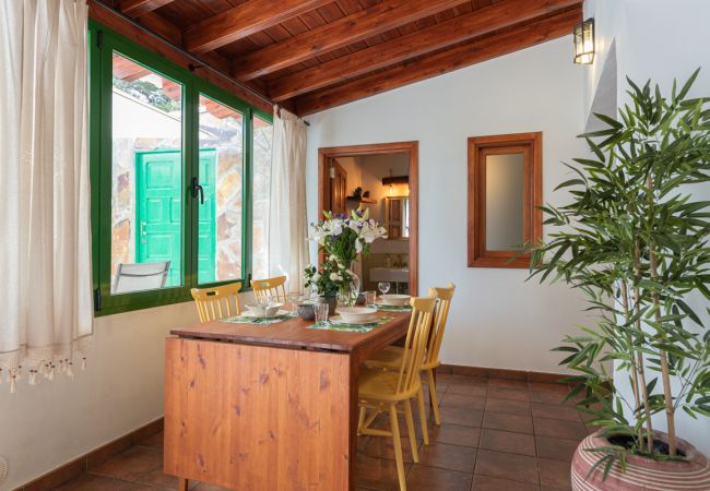 Casa en Santa Brígida - 2BR House - Sunset Views Terrace + Parking - Rural Casa en Santa Brígida - 2BR House - Sunset Views Terrace + Parking - Rural