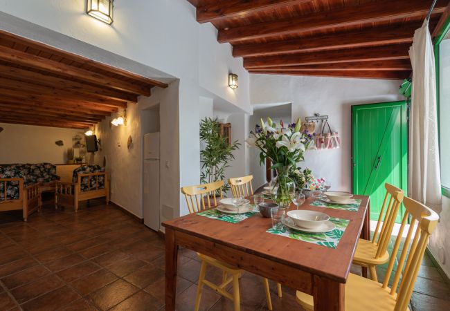 Casa en Santa Brígida - 2BR House - Sunset Views Terrace + Parking - Rural Casa en Santa Brígida - 2BR House - Sunset Views Terrace + Parking - Rural