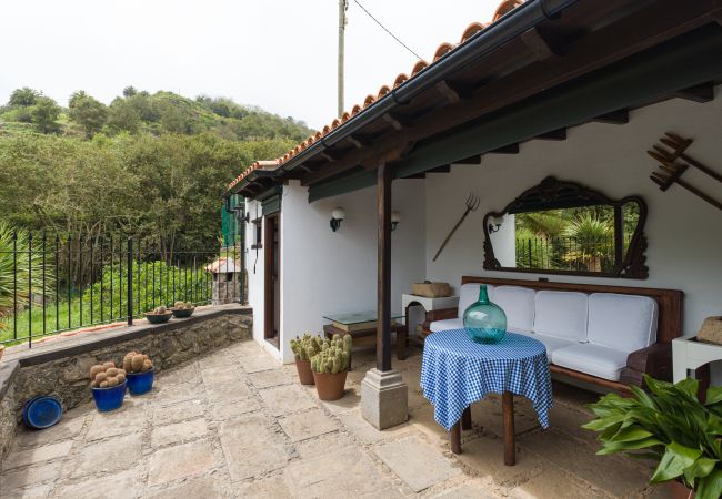 Casa en Teror - Beautiful Rural Home - BBQ - Garden - Parking Casa en Teror - Beautiful Rural Home - BBQ - Garden - Parking