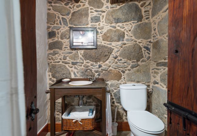 Casa en Teror - Beautiful Rural Home - BBQ - Garden - Parking Casa en Teror - Beautiful Rural Home - BBQ - Garden - Parking