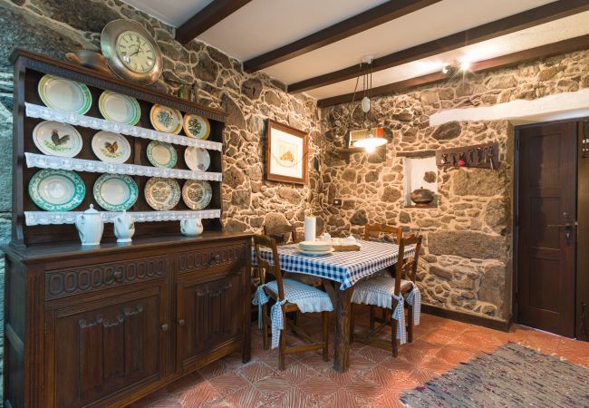 Casa en Teror - Beautiful Rural Home - BBQ - Garden - Parking Casa en Teror - Beautiful Rural Home - BBQ - Garden - Parking